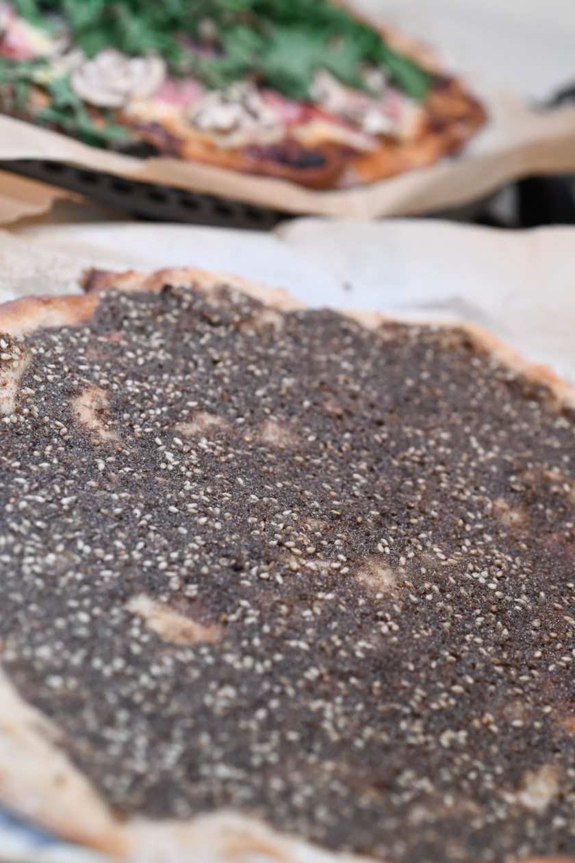 Zaatar pizza